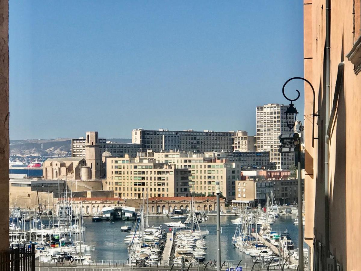 Luxe Calme Et Volupté Avec Vue Panoramique Sur Le Vieux Port